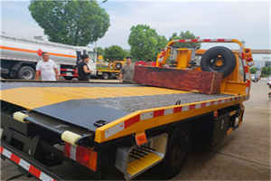 资兴附近拖车电话号码服务